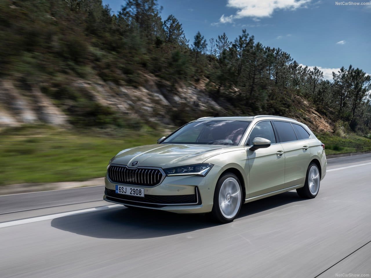 SKODA SUPERB COMBI, foto 30