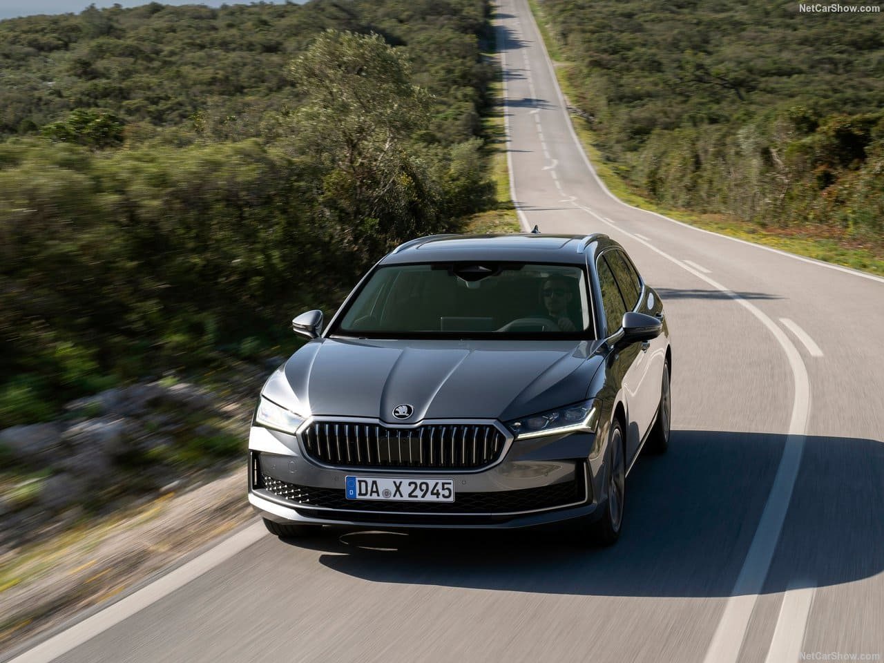 SKODA SUPERB COMBI, foto 53