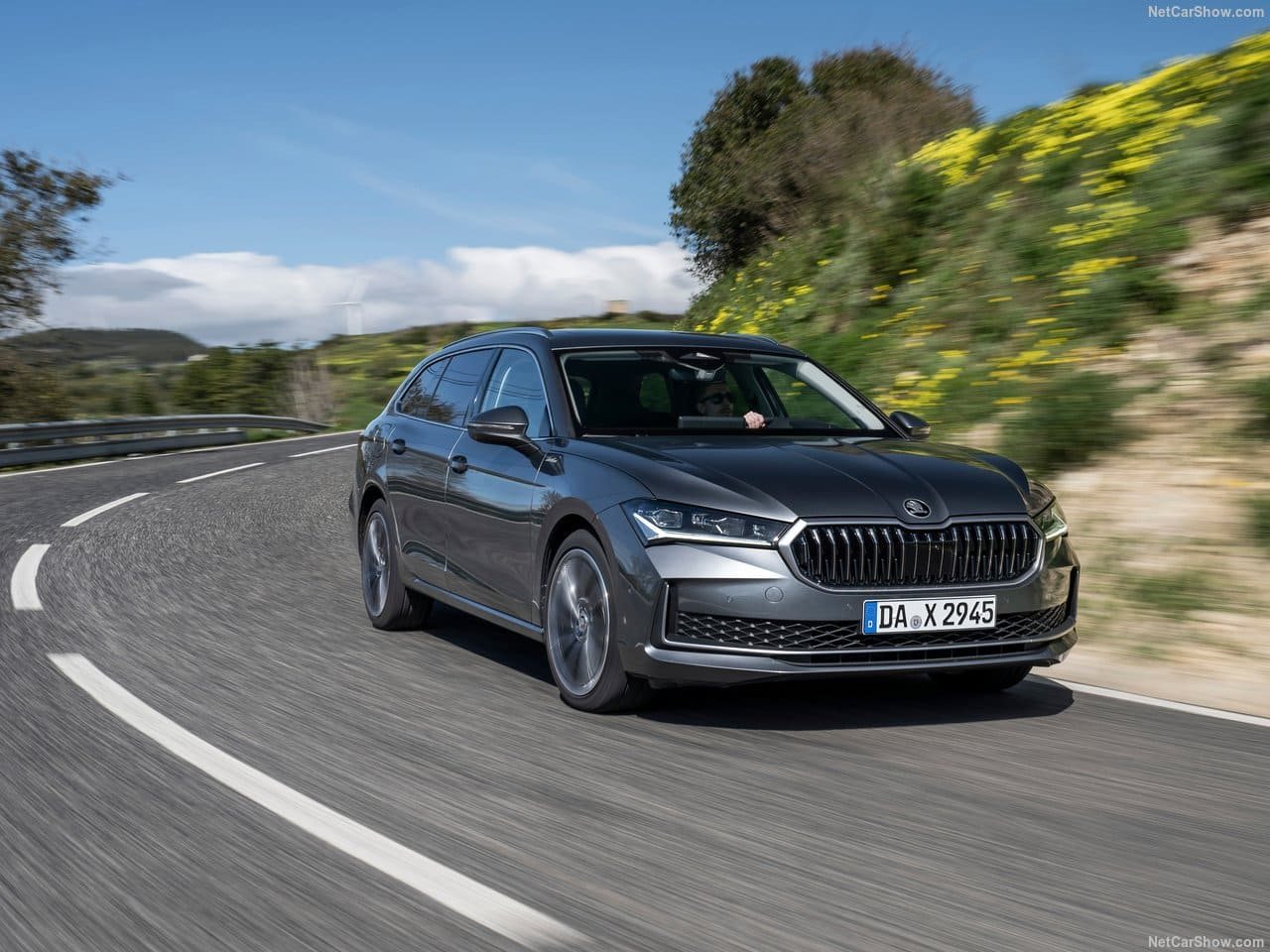 SKODA SUPERB COMBI, foto 57