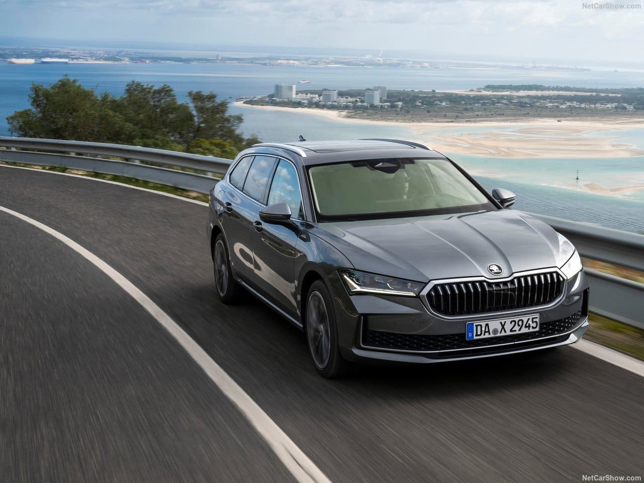 SKODA SUPERB COMBI, foto 64