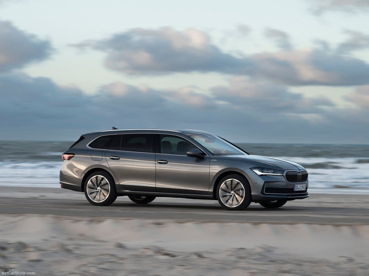 SKODA SUPERB COMBI, foto 68