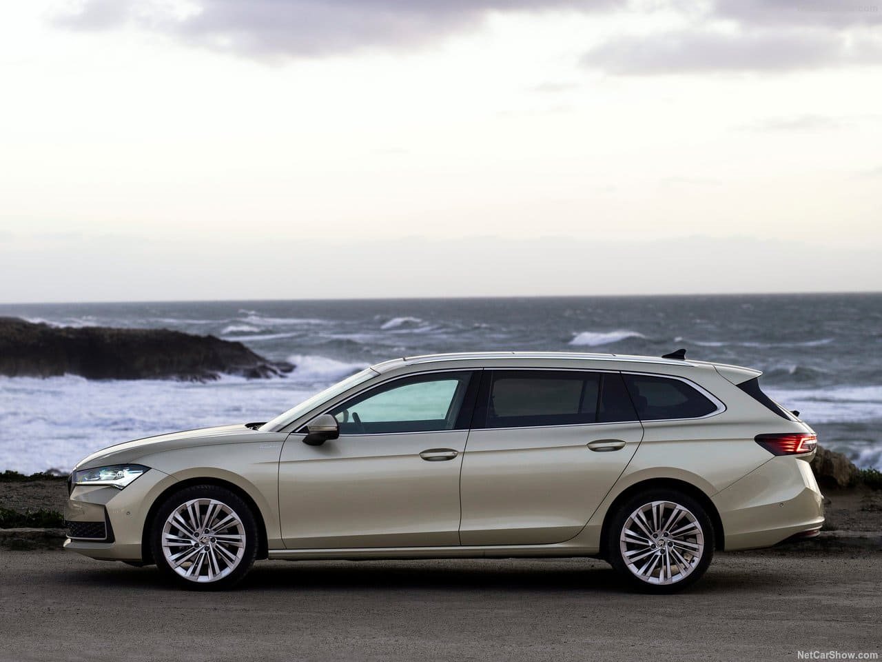 SKODA SUPERB COMBI, foto 69