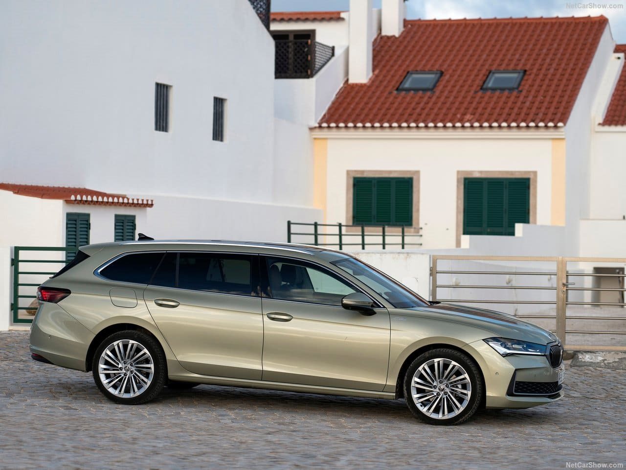 SKODA SUPERB COMBI, foto 74