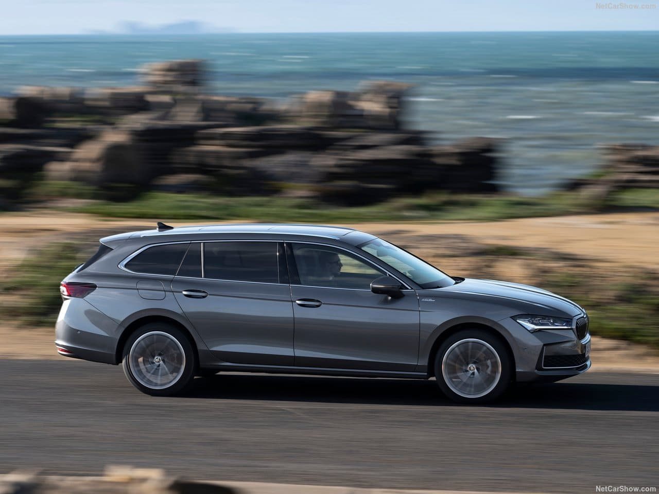 SKODA SUPERB COMBI, foto 76