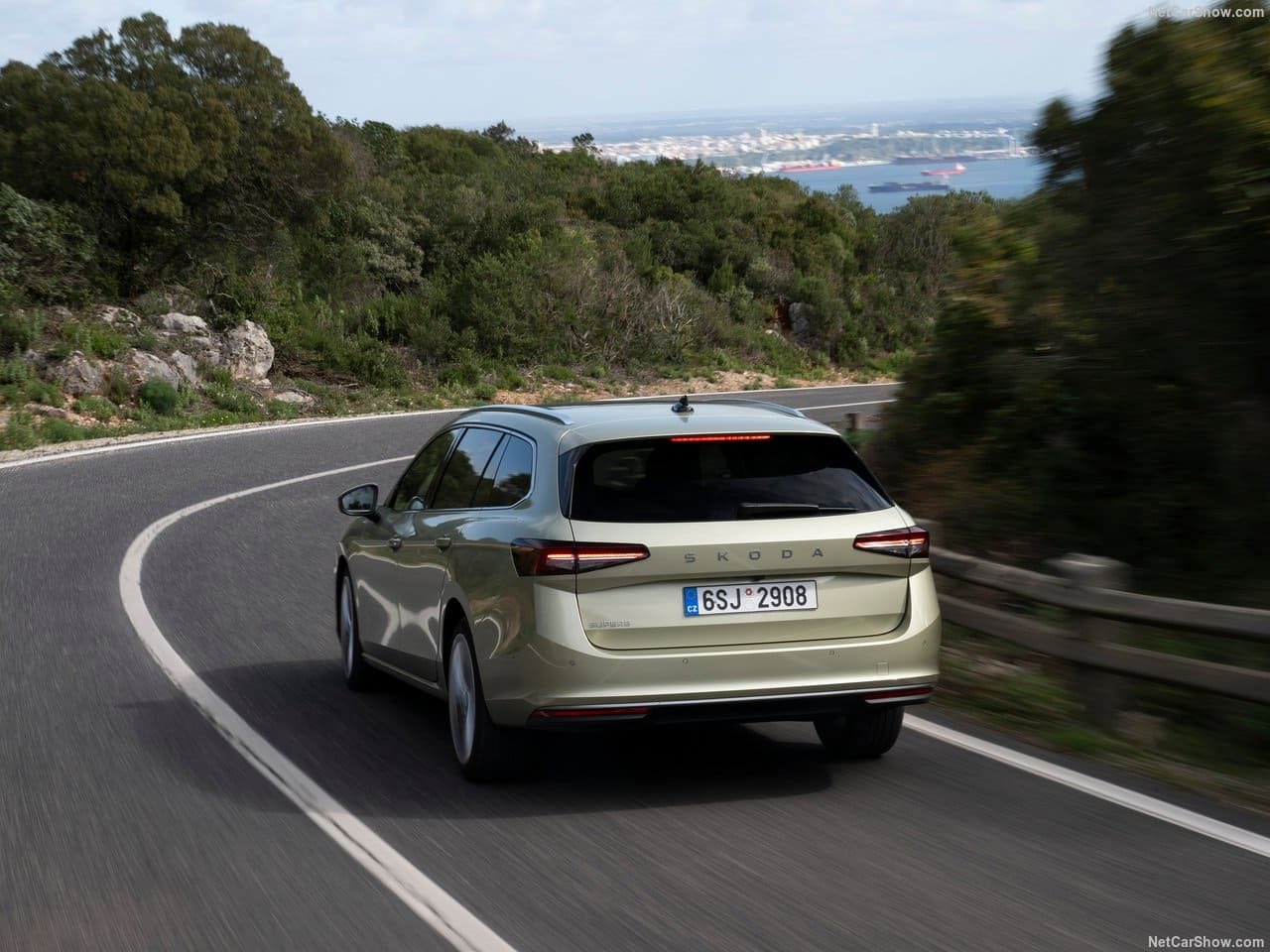 SKODA SUPERB COMBI, foto 99