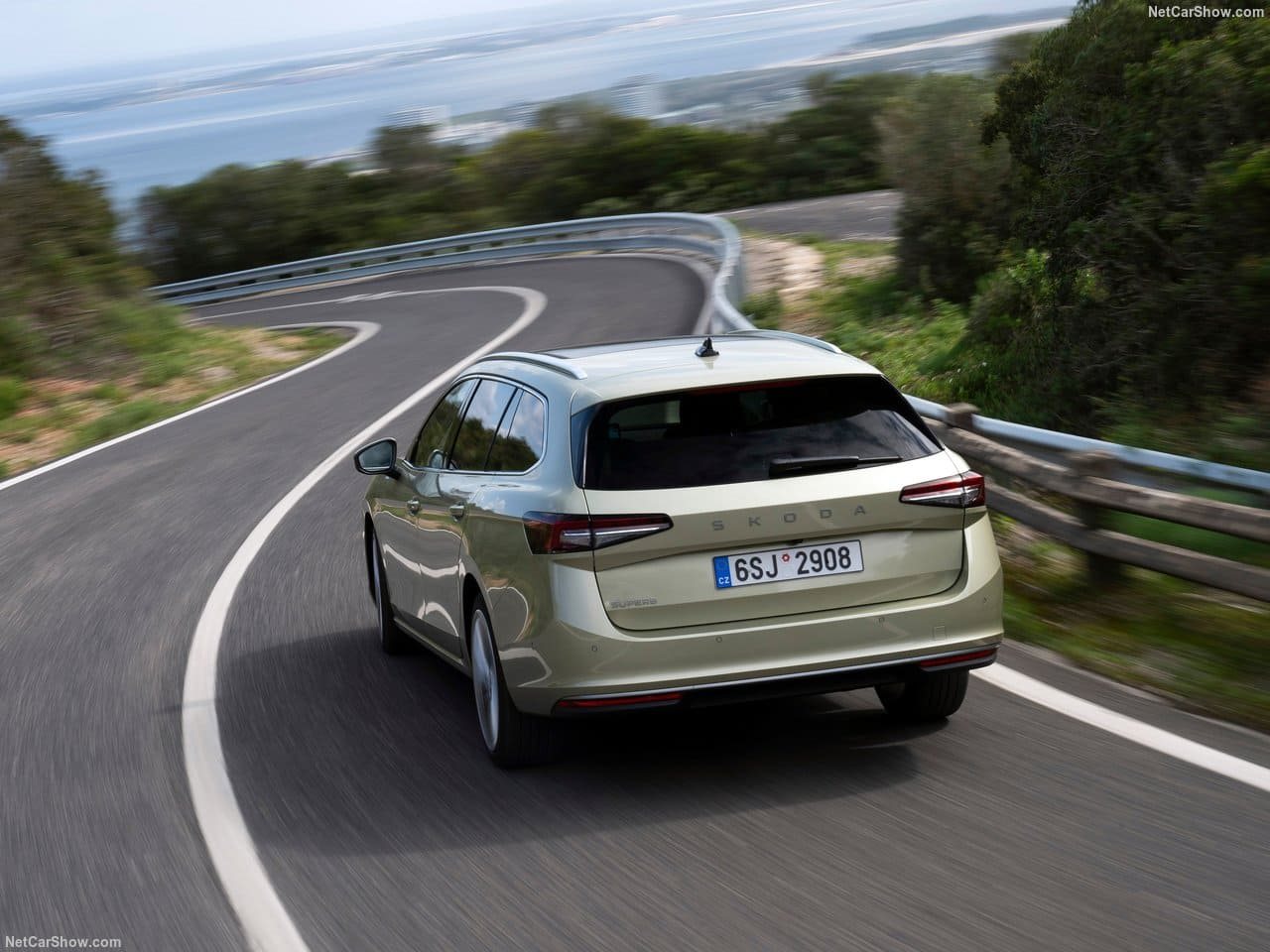 SKODA SUPERB COMBI, foto 100