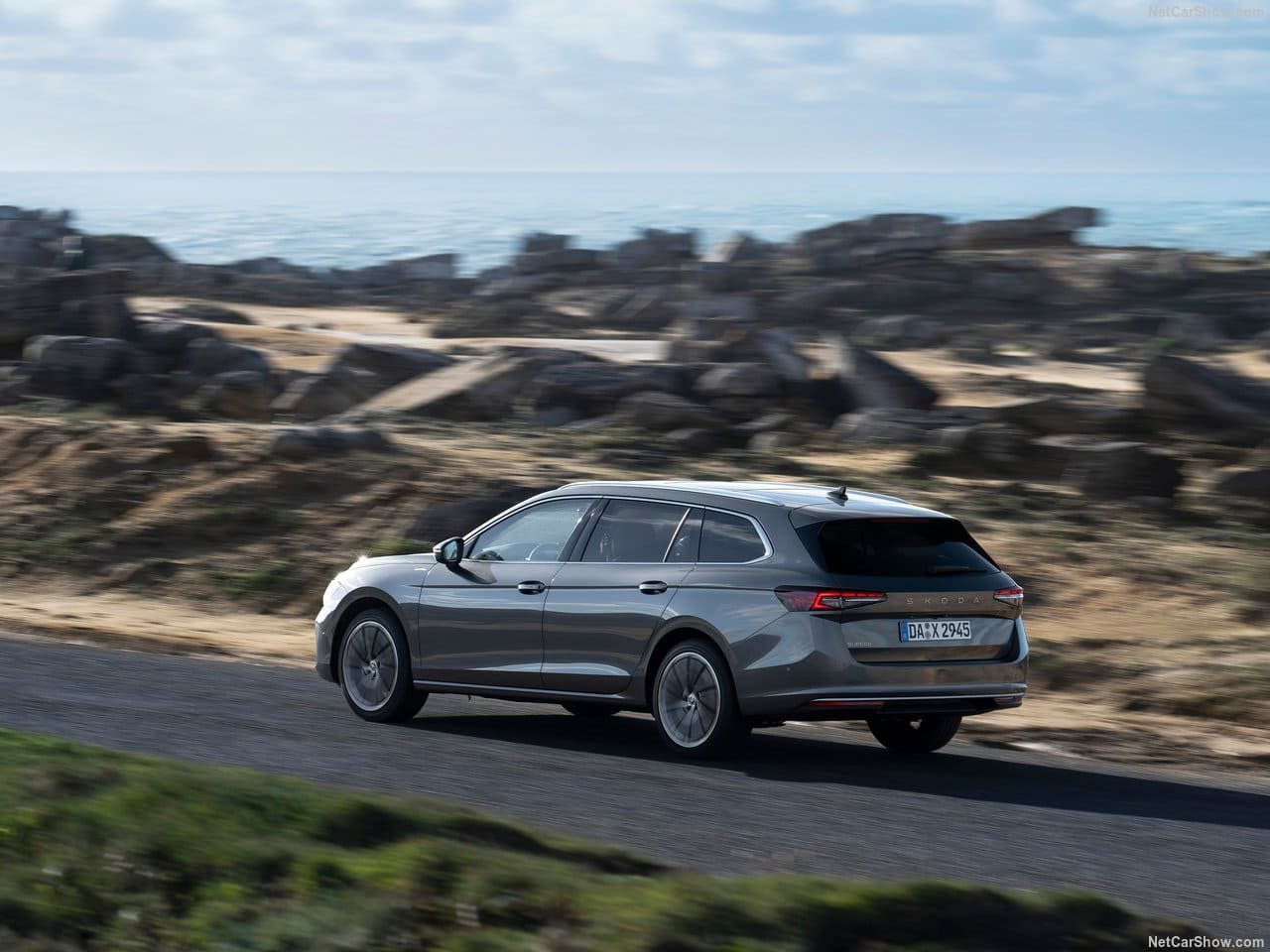 SKODA SUPERB COMBI, foto 106