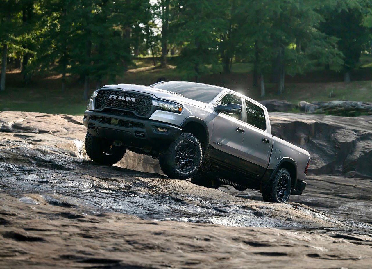2025 - RAM 1500, foto 13