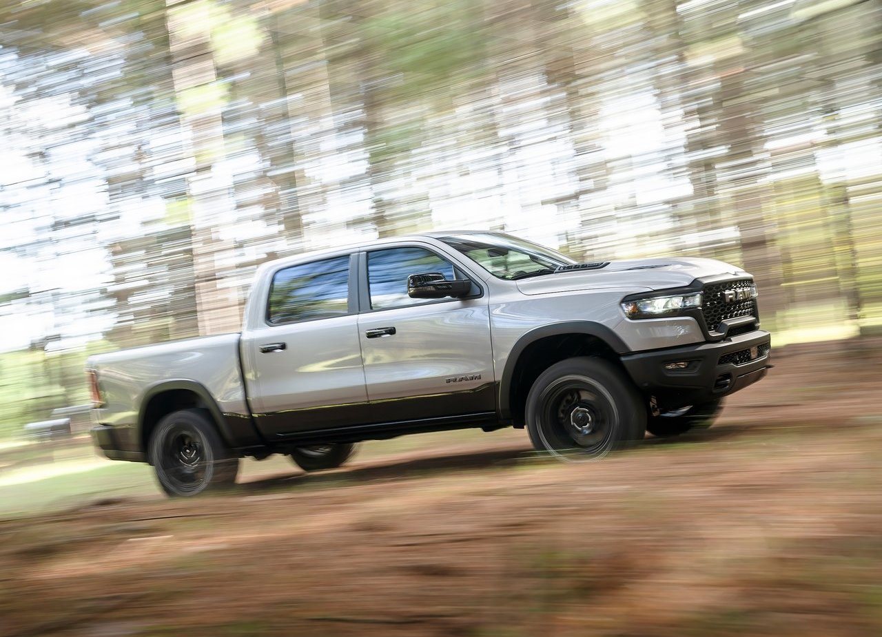 2025 - RAM 1500, foto 15