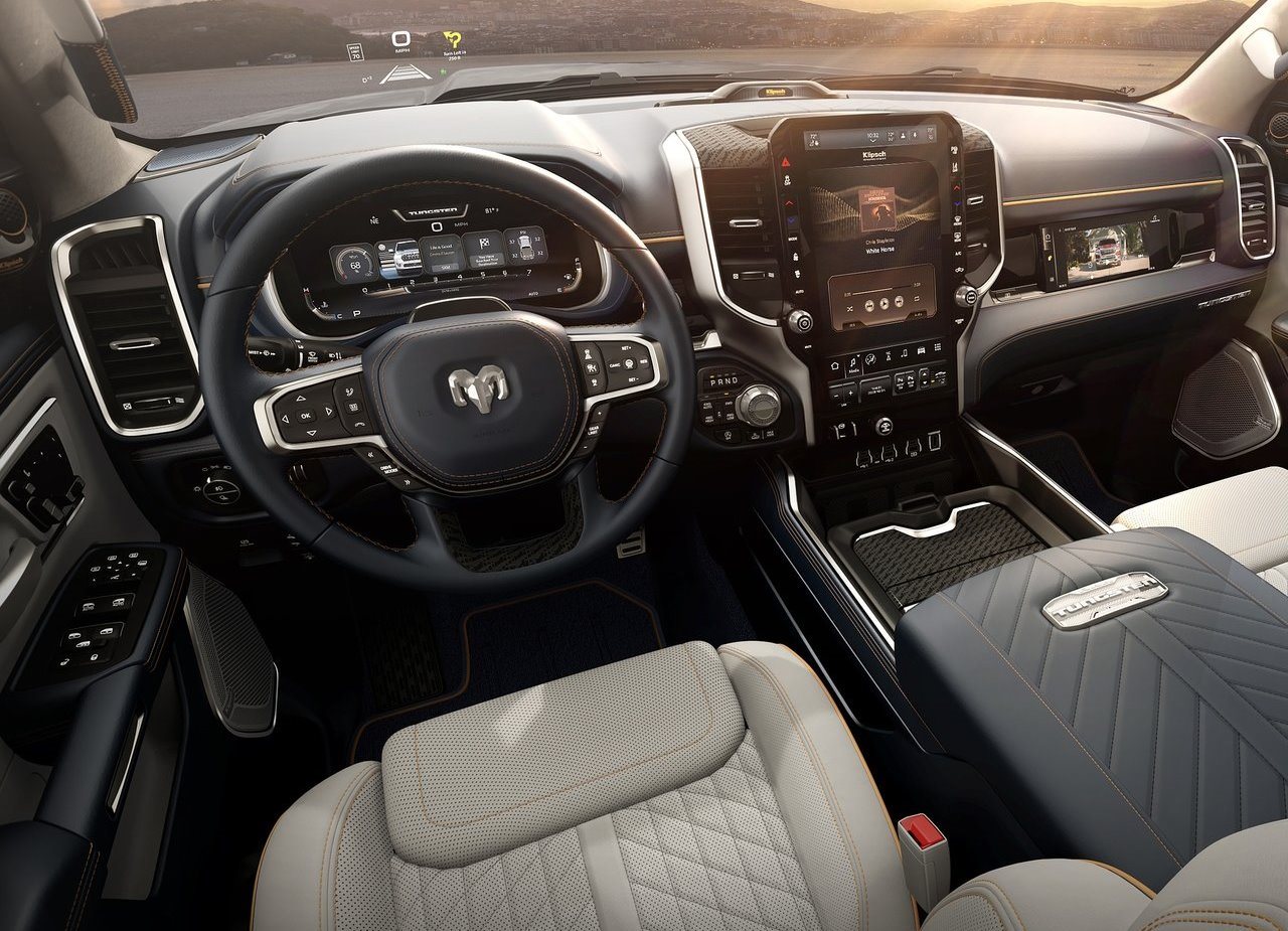 2025 - RAM 1500, foto 48
