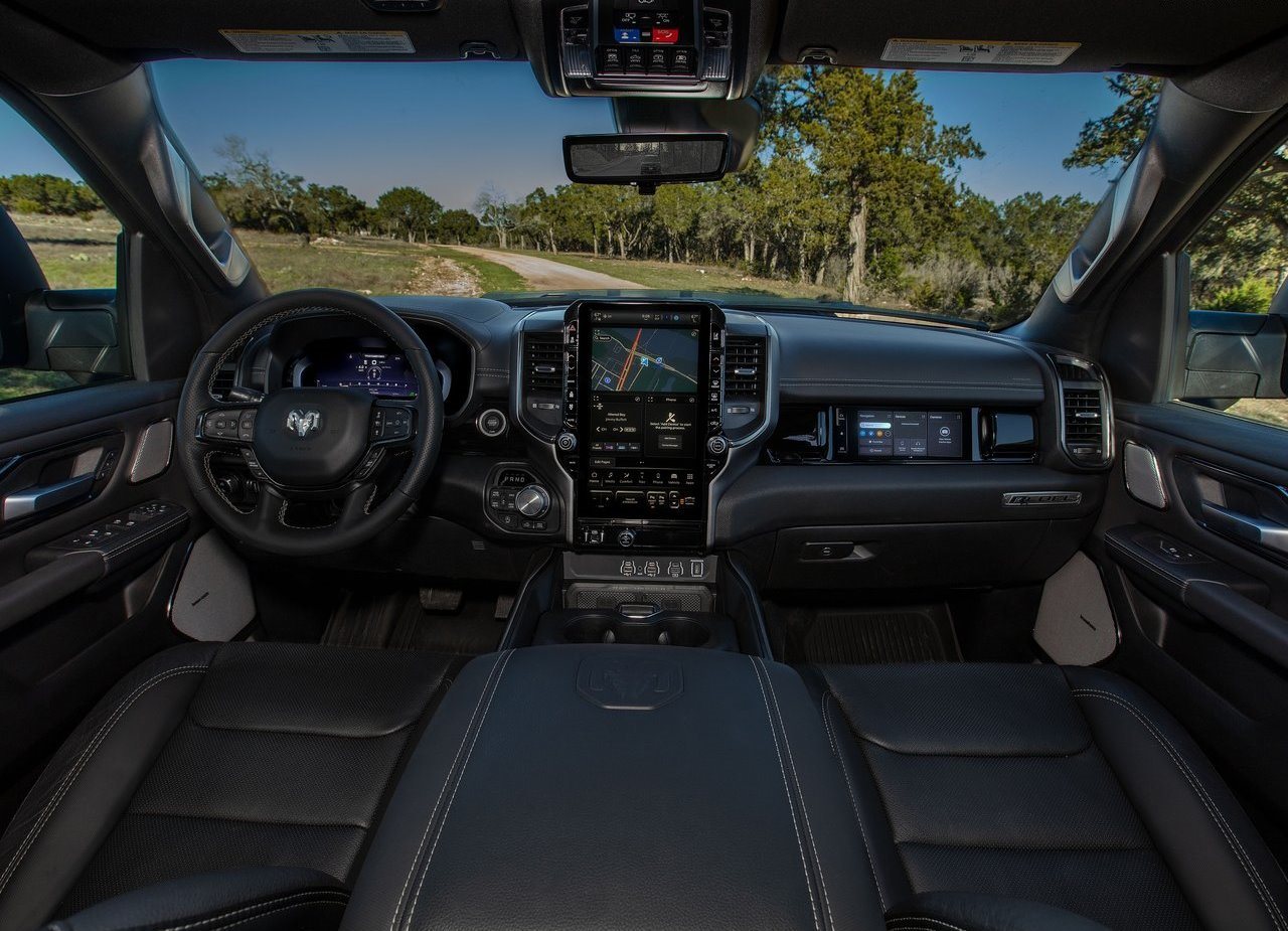 2025 - RAM 1500, foto 50