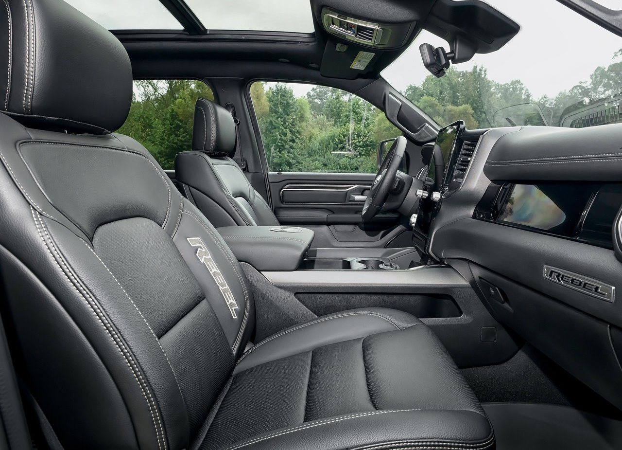 2025 - RAM 1500, foto 54
