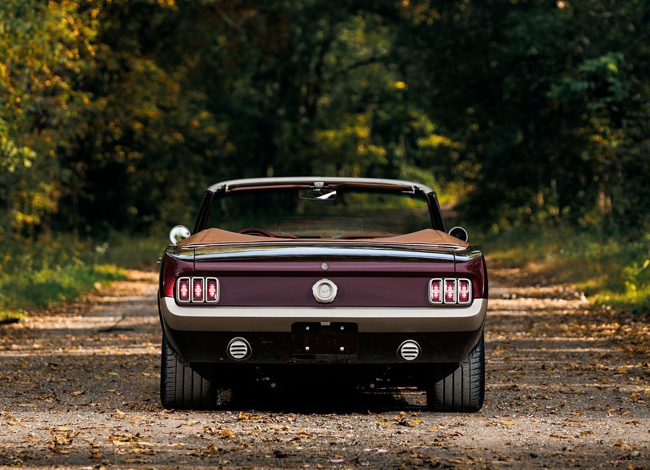1965 - FORD MUSTANG CONVERTIBLE UNCAGED BY RINGBROTHERS, foto 36