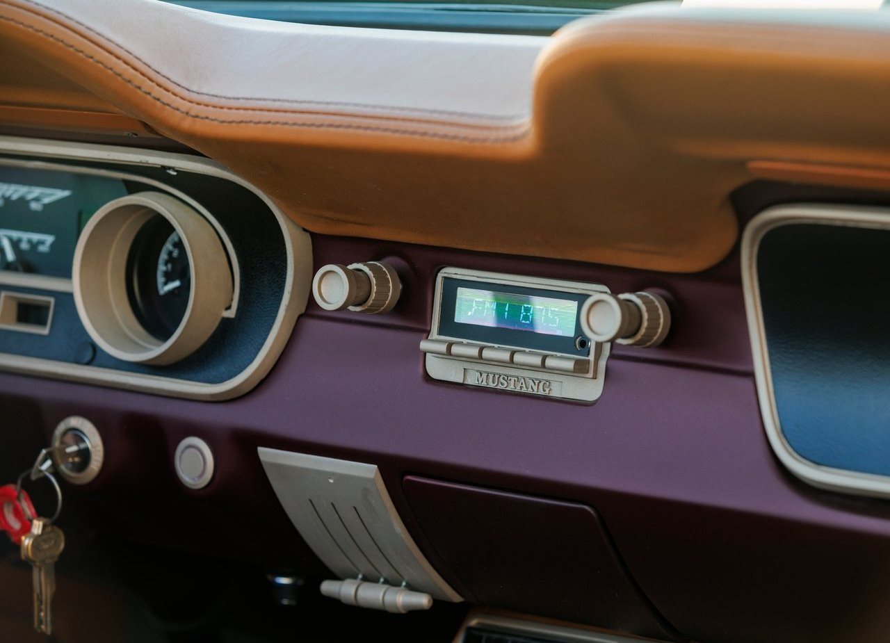 1965 - FORD MUSTANG CONVERTIBLE UNCAGED BY RINGBROTHERS, foto 71