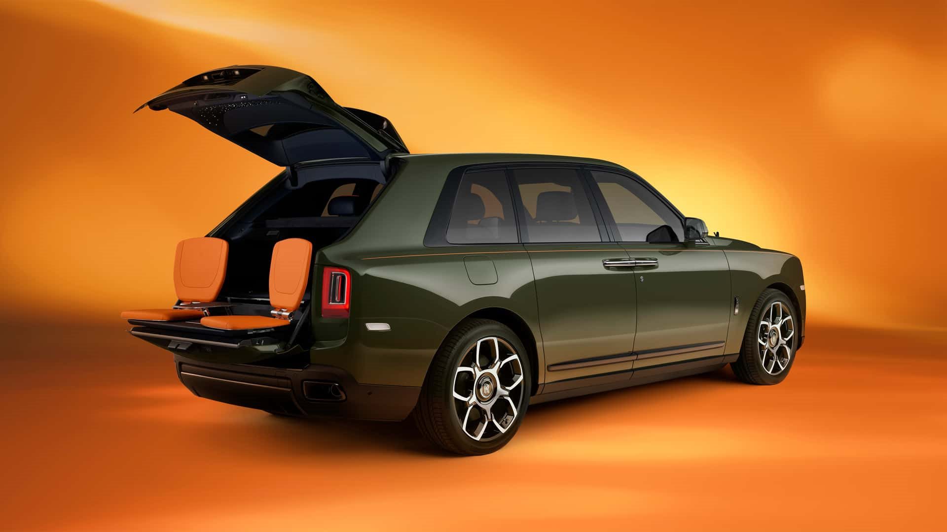 2023 - ROLLS-ROYCE CULLINAN BLACK BADGE INSPIRED BY FASHION, foto 3
