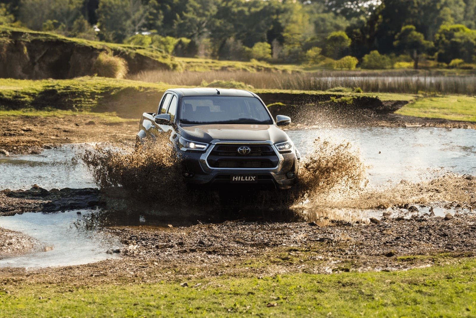 TOYOTA HILUX SRX PLUS, foto 3
