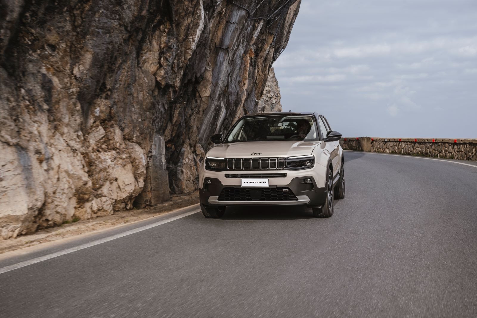 2024 - JEEP AVENGER e-HYBRID, foto 9