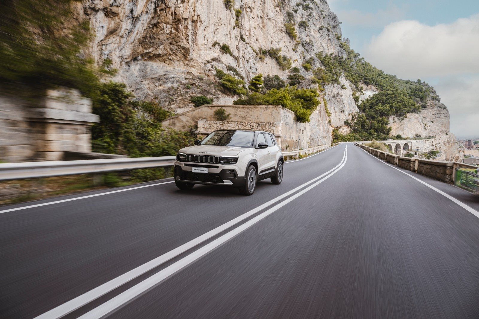 2024 - JEEP AVENGER e-HYBRID, foto 11