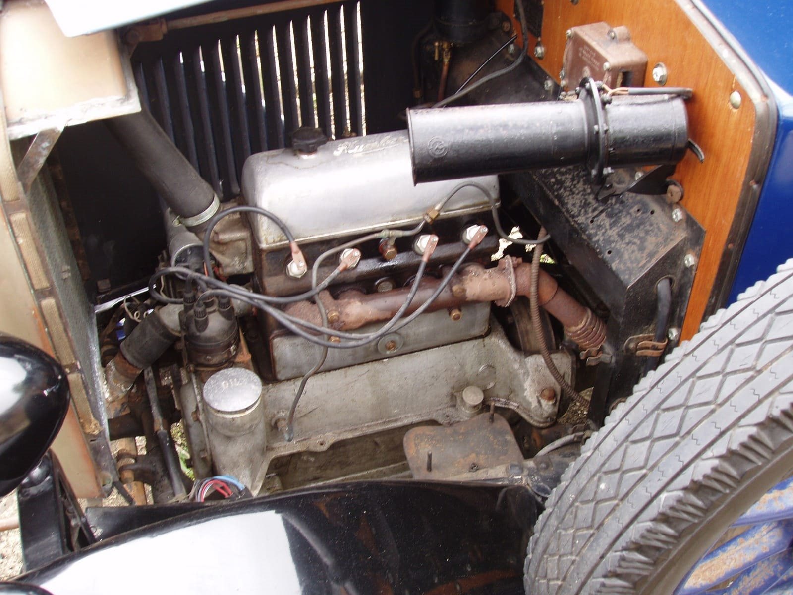 HUMBER 9/28 SALOON, foto 6