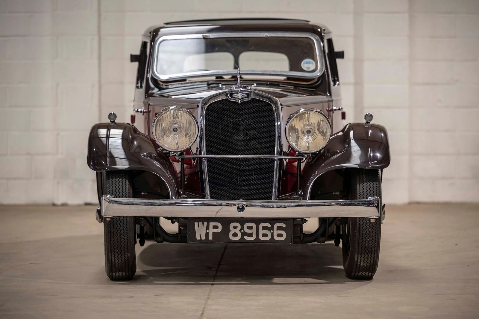 TRIUMPH GLORIA VITESSE SALOON, foto 2