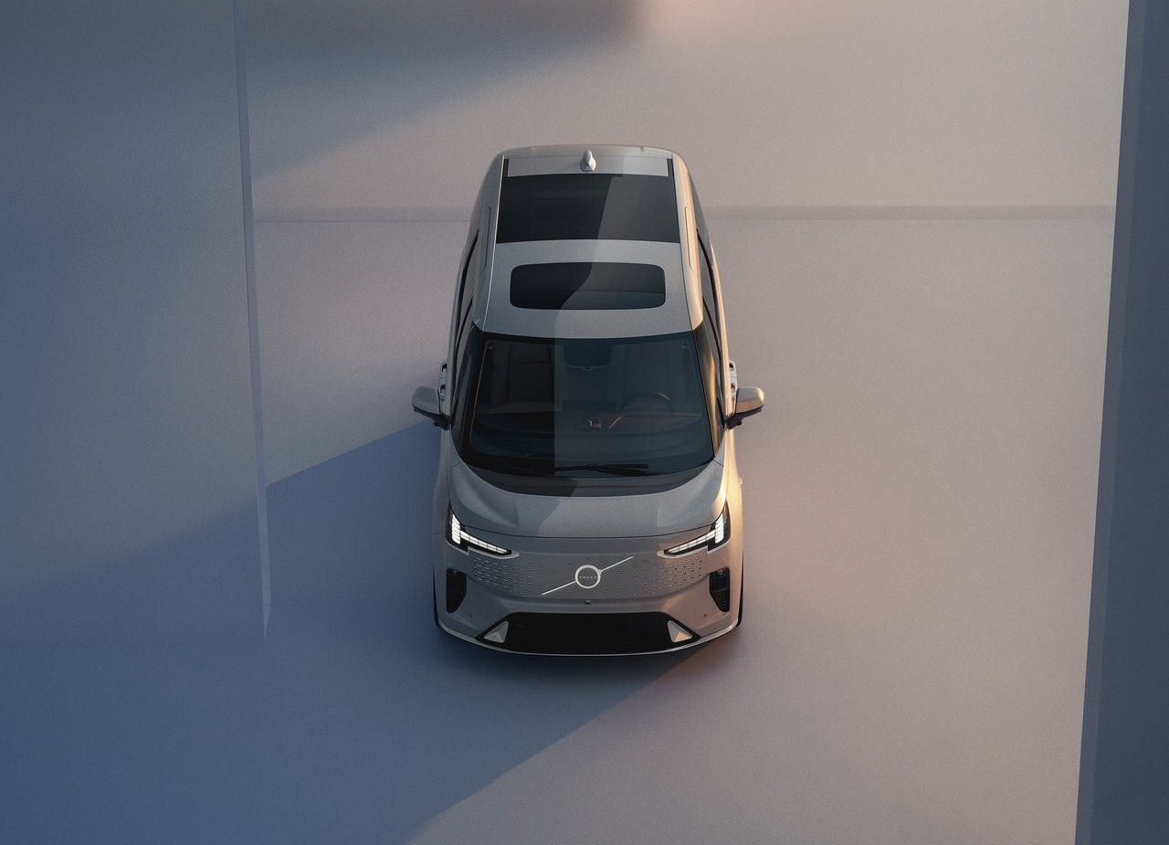 2024 - VOLVO EM90, foto 3