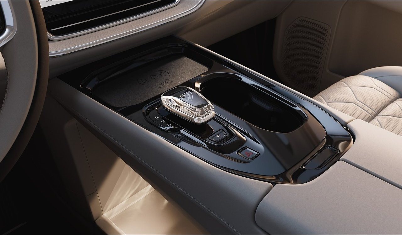 2024 - VOLVO EM90, foto 22