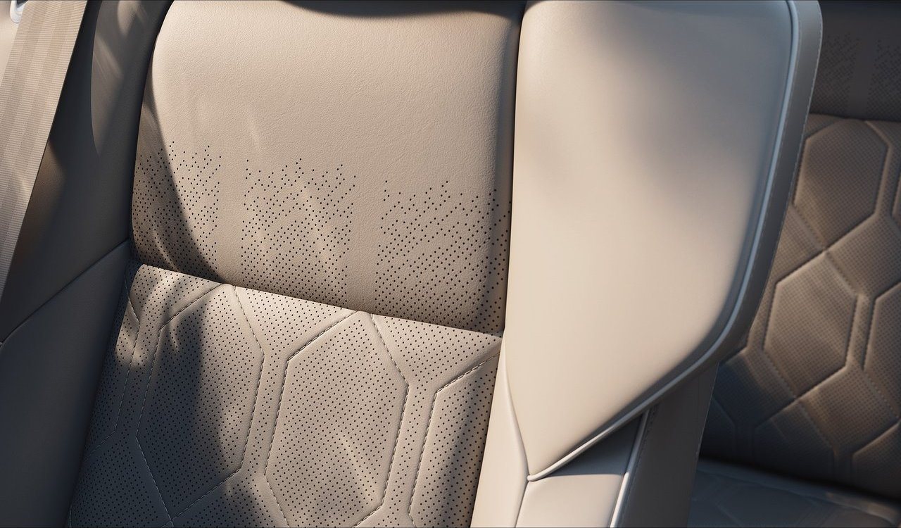 2024 - VOLVO EM90, foto 27