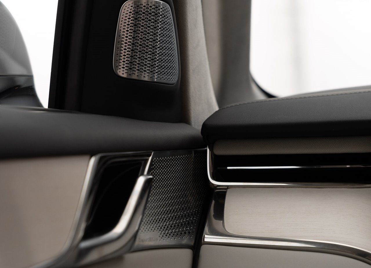 2024 - VOLVO EM90, foto 28