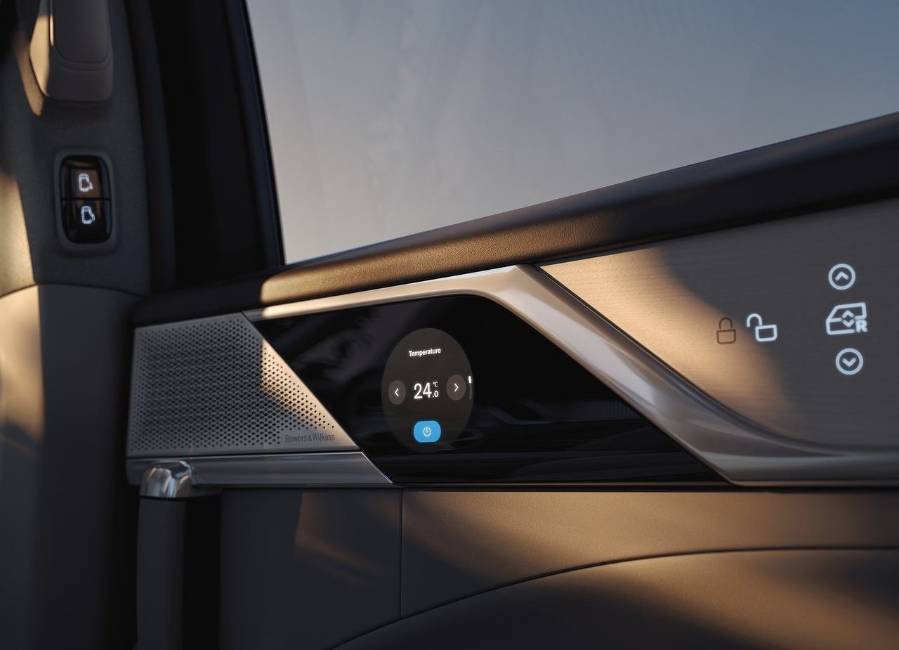 2024 - VOLVO EM90, foto 29