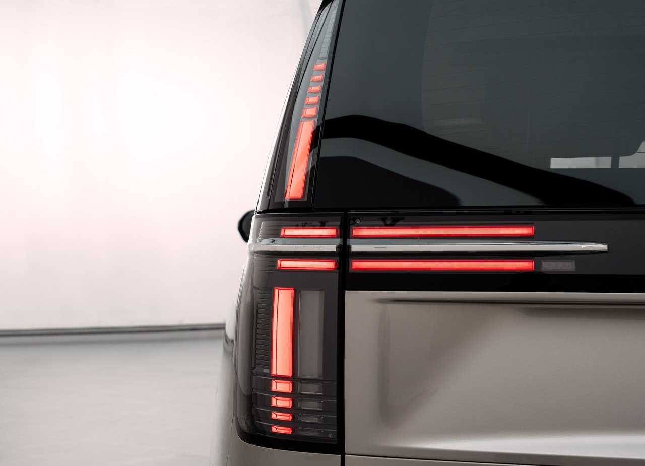 2024 - VOLVO EM90, foto 41