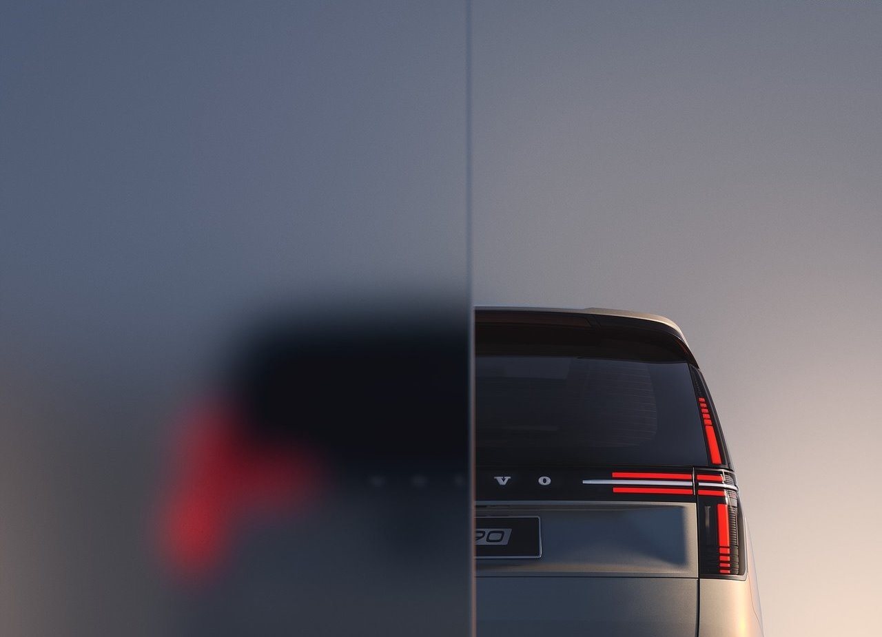 2024 - VOLVO EM90, foto 42
