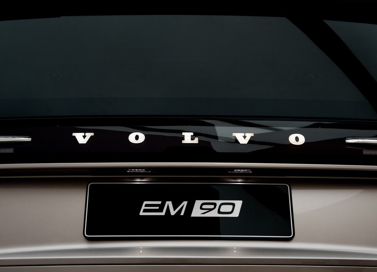 2024 - VOLVO EM90, foto 47