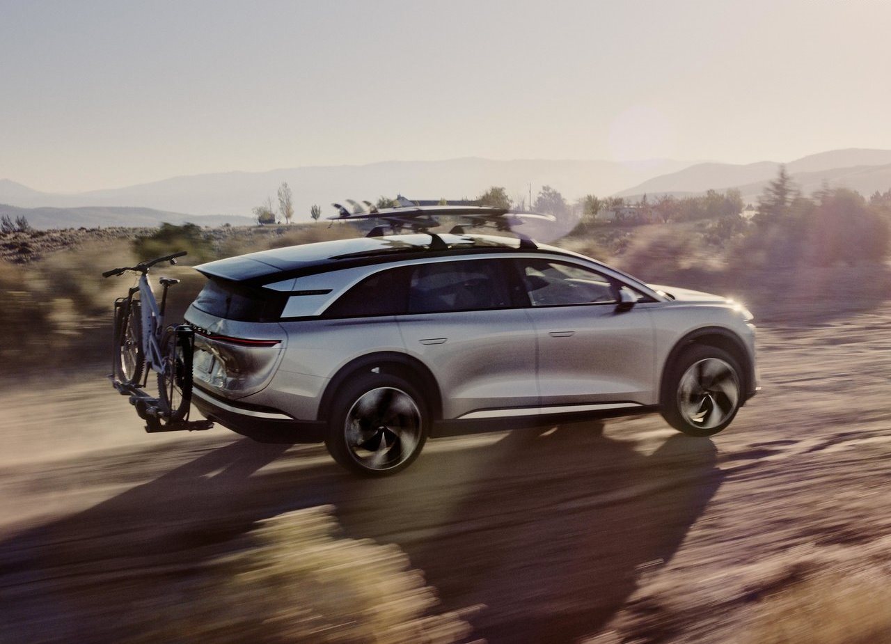 2025 - LUCID GRAVITY, foto 12