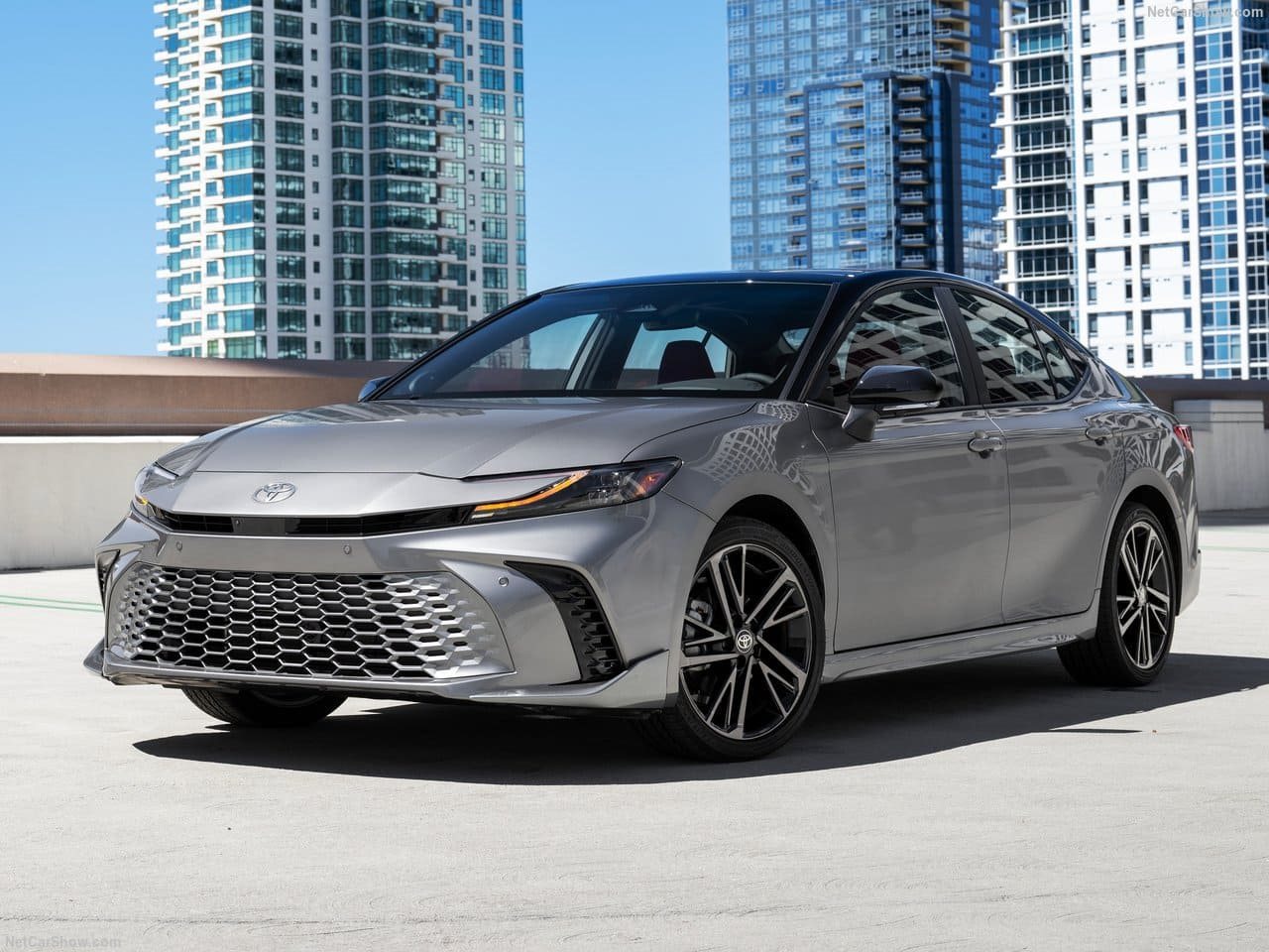 2025 - TOYOTA CAMRY HYBRID, foto 6