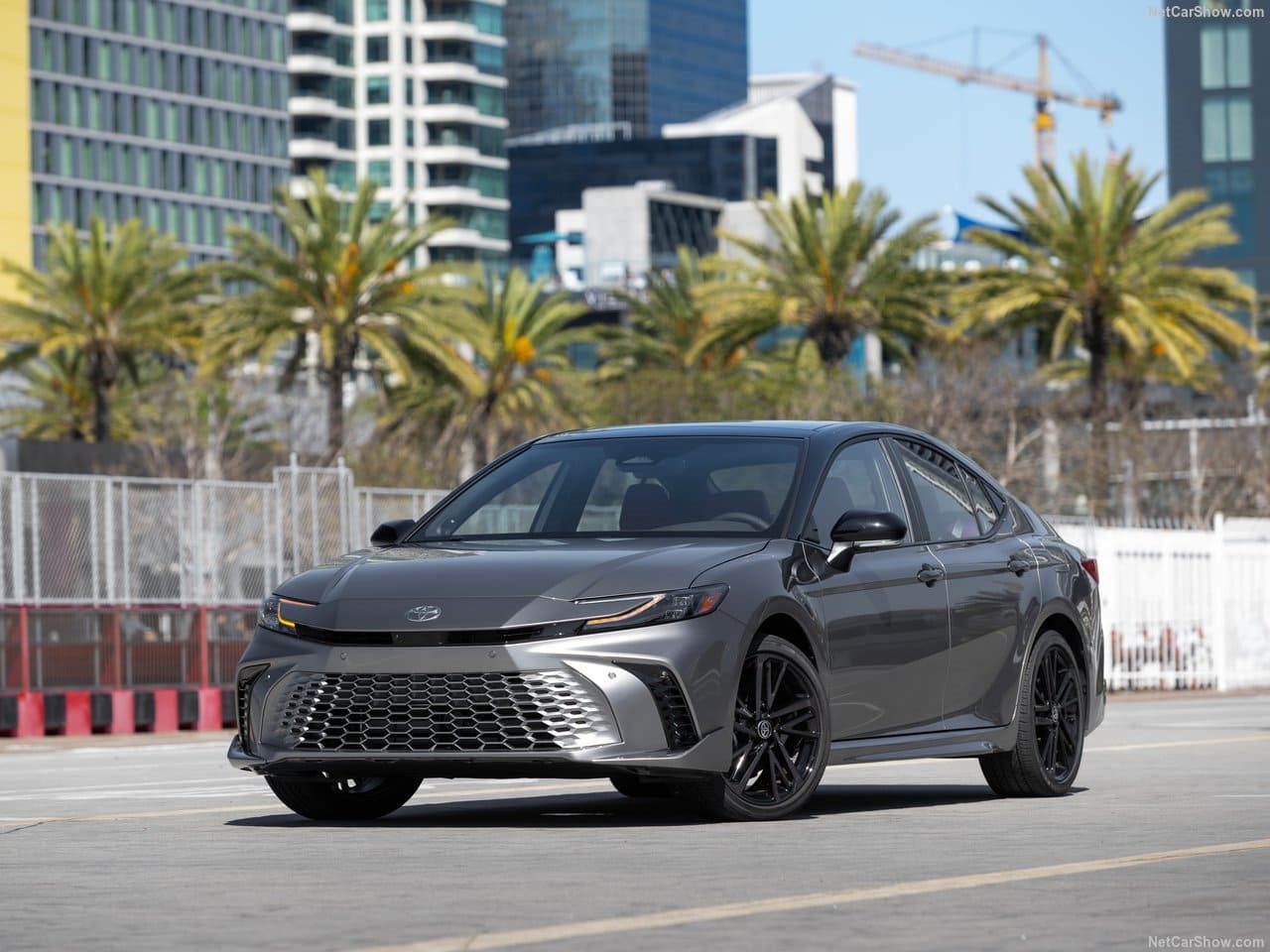 2025 - TOYOTA CAMRY HYBRID, foto 14