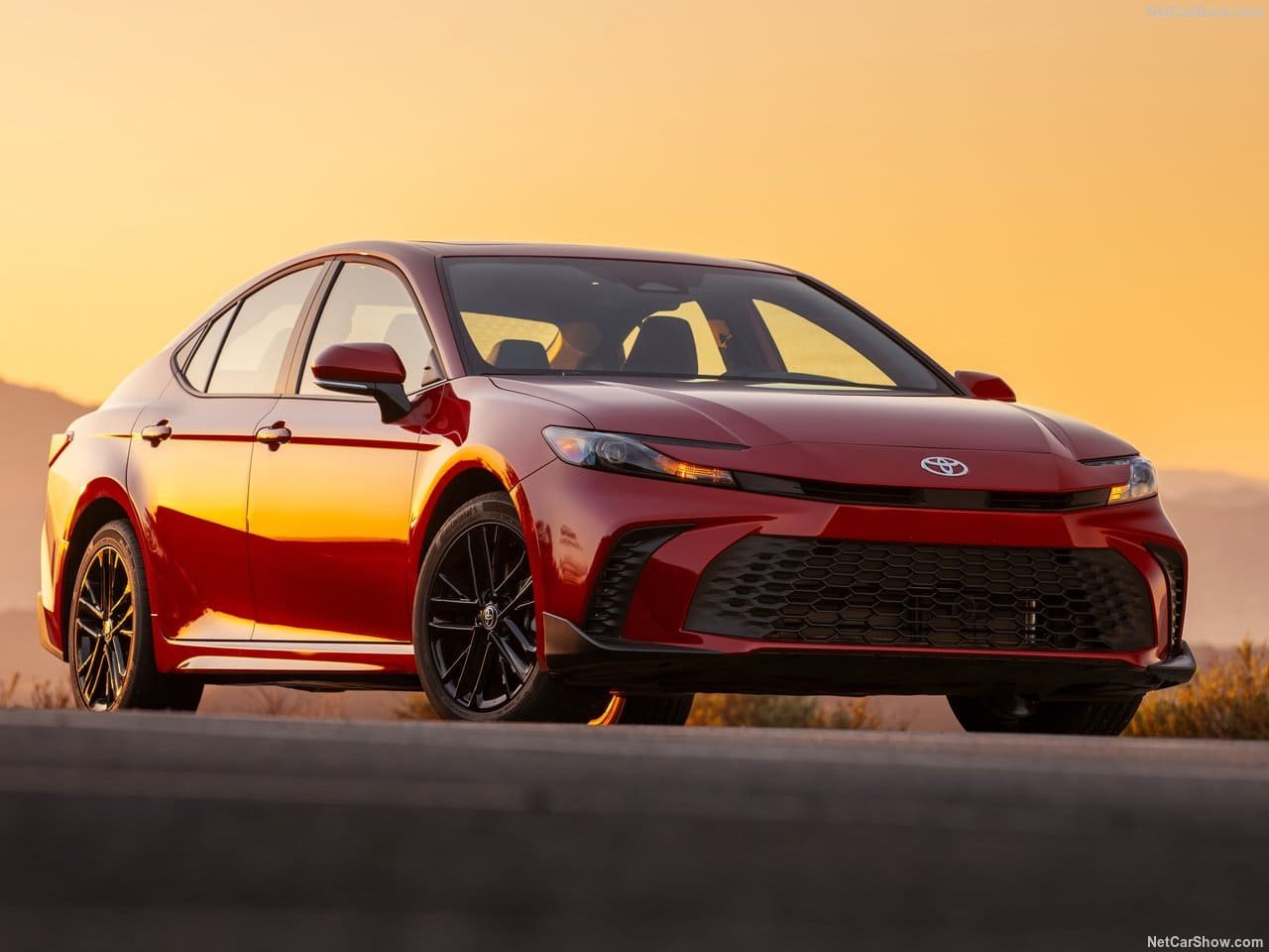 2025 - TOYOTA CAMRY HYBRID, foto 35