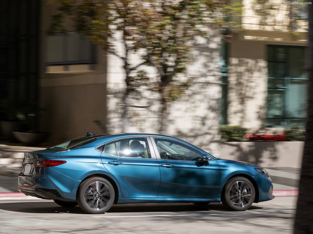 2025 - TOYOTA CAMRY HYBRID, foto 130