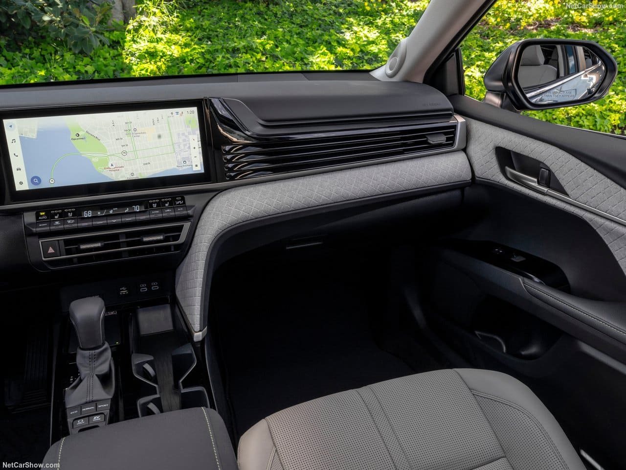 2025 - TOYOTA CAMRY HYBRID, foto 201