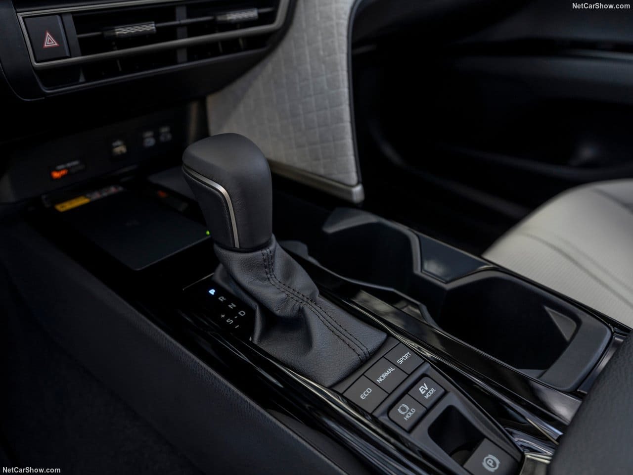 2025 - TOYOTA CAMRY HYBRID, foto 204