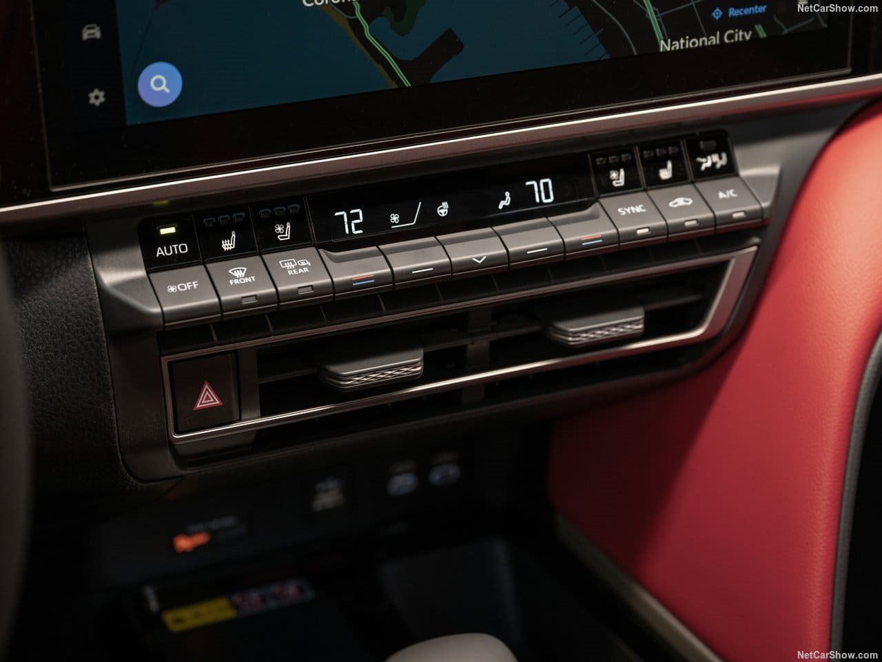 2025 - TOYOTA CAMRY HYBRID, foto 207