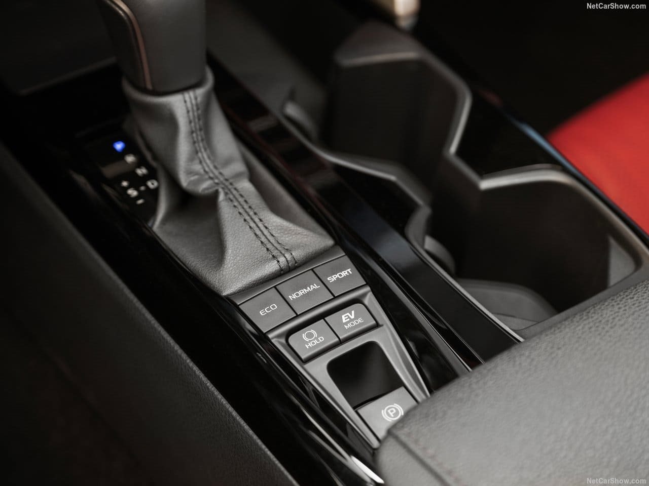 2025 - TOYOTA CAMRY HYBRID, foto 208