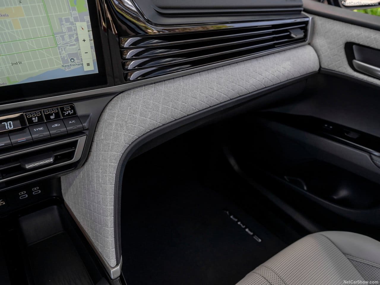 2025 - TOYOTA CAMRY HYBRID, foto 219