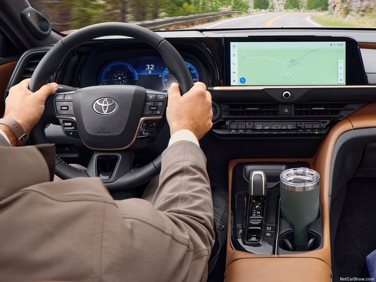 2025 - TOYOTA CROWN SIGNIA, foto 96