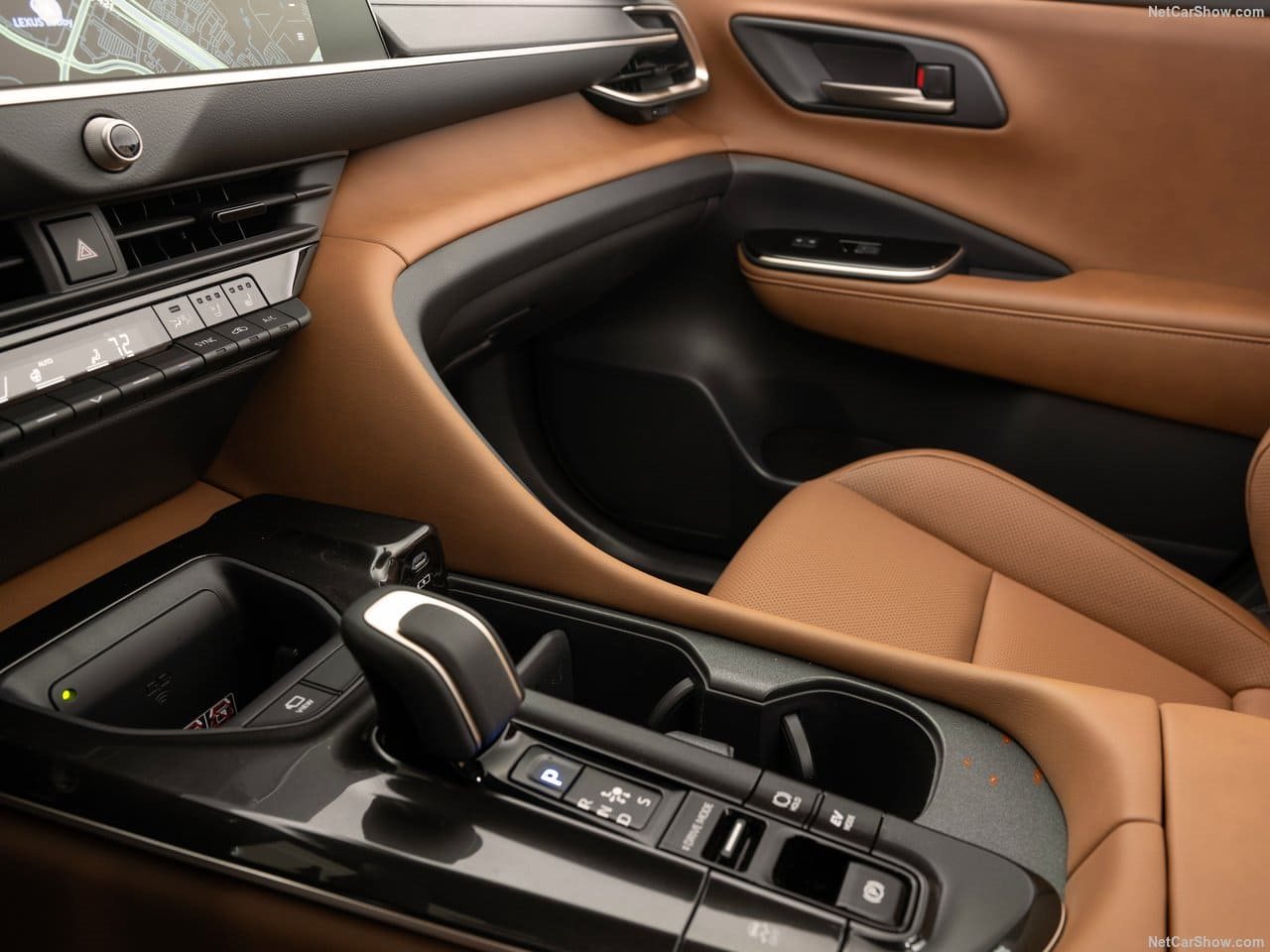 2025 - TOYOTA CROWN SIGNIA, foto 113