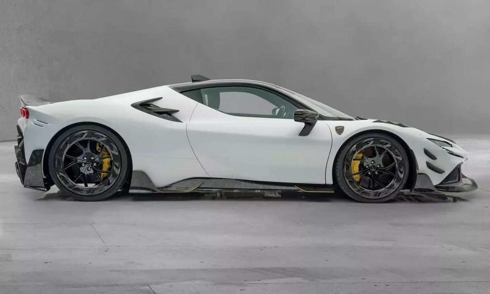 2023 - FERRARI SF90 STRADALE BY MANSORY, foto 5