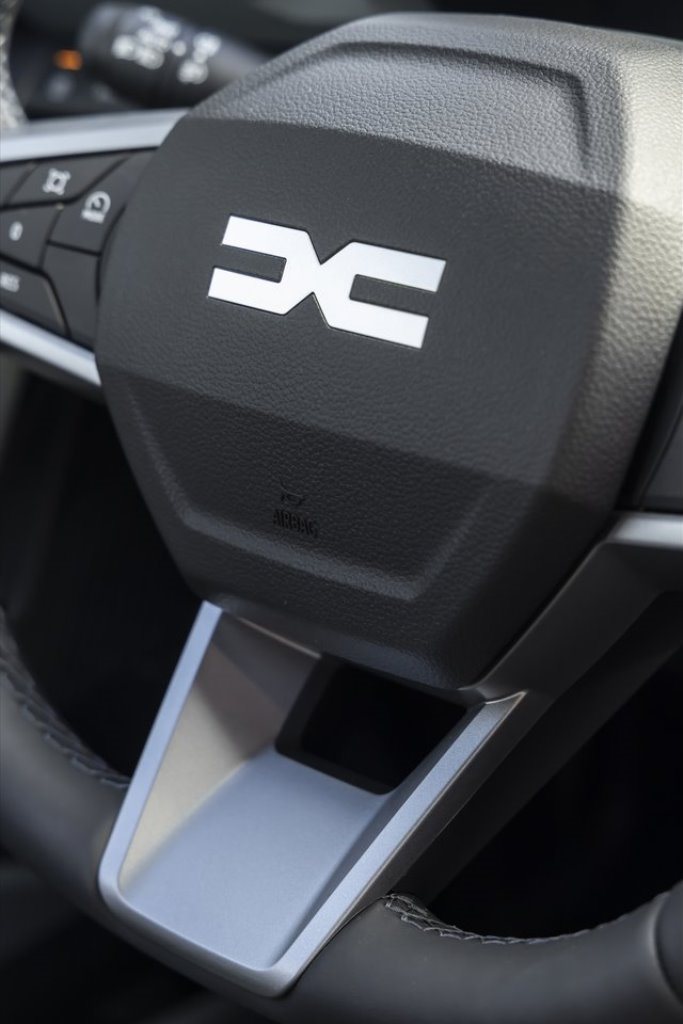 DACIA DUSTER, foto 210