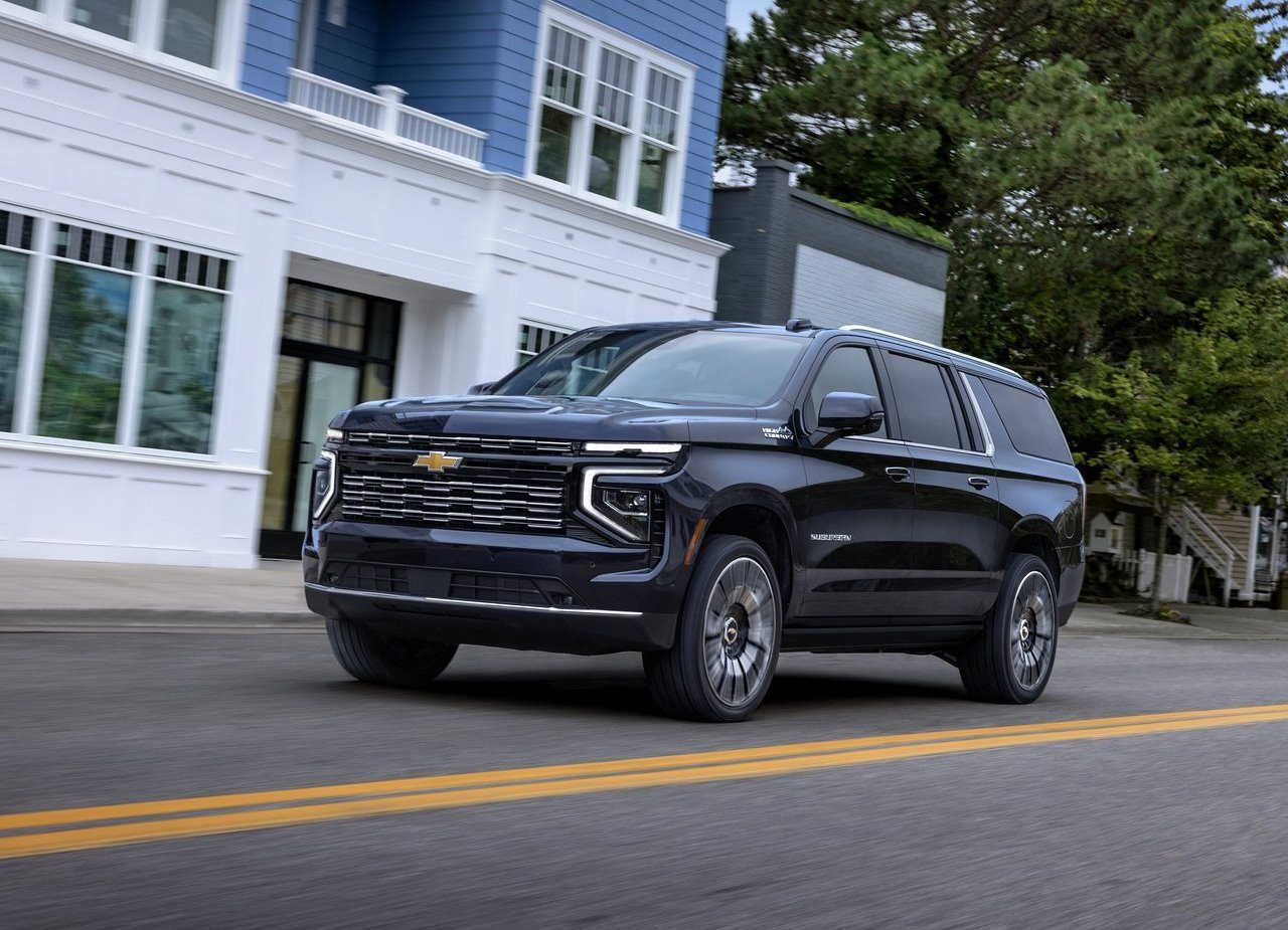 2025 - CHEVROLET SUBURBAN, foto 2