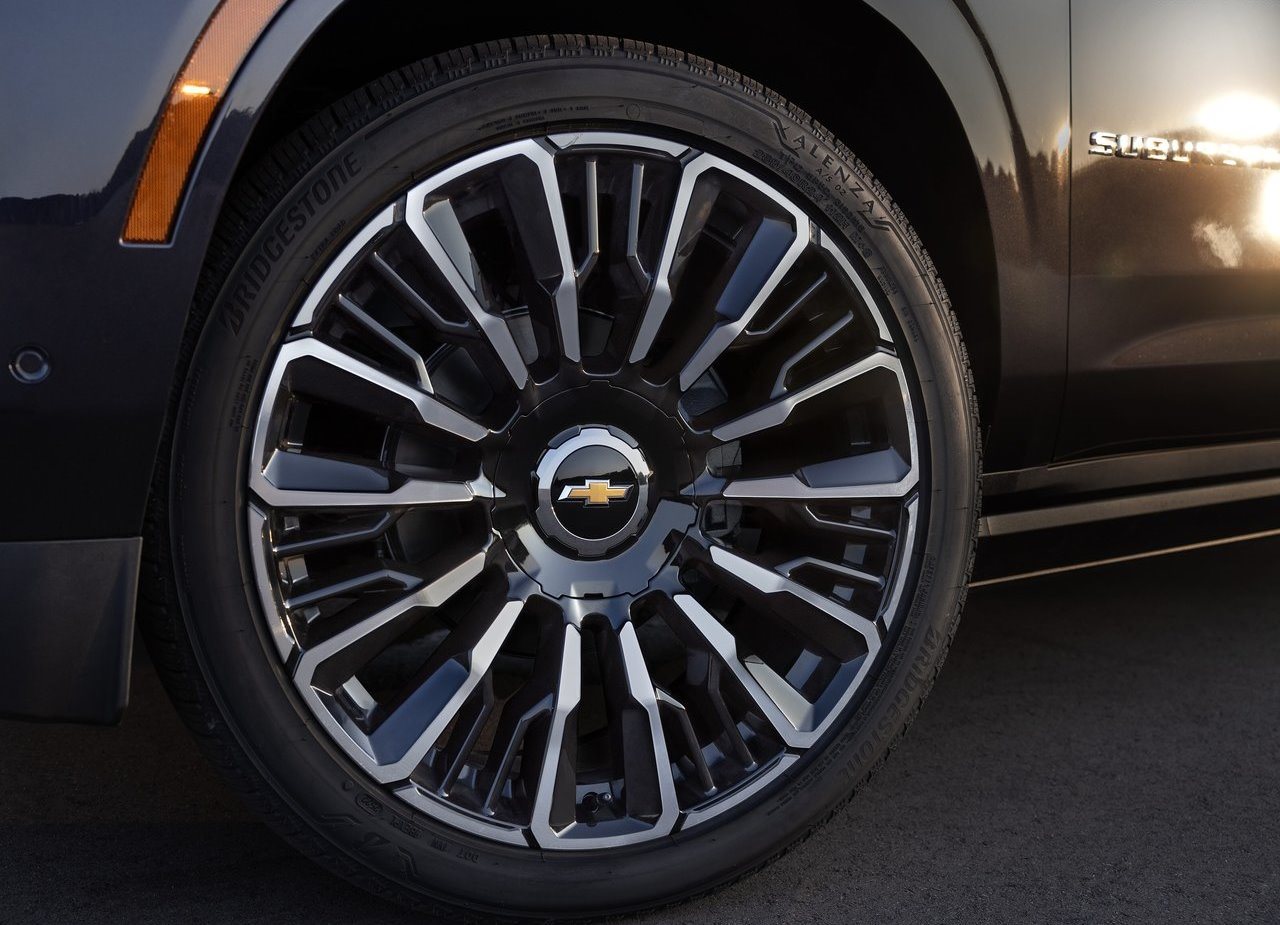 2025 - CHEVROLET SUBURBAN, foto 6