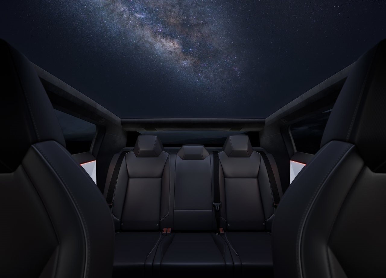 TESLA CYBERTRUCK, foto 17