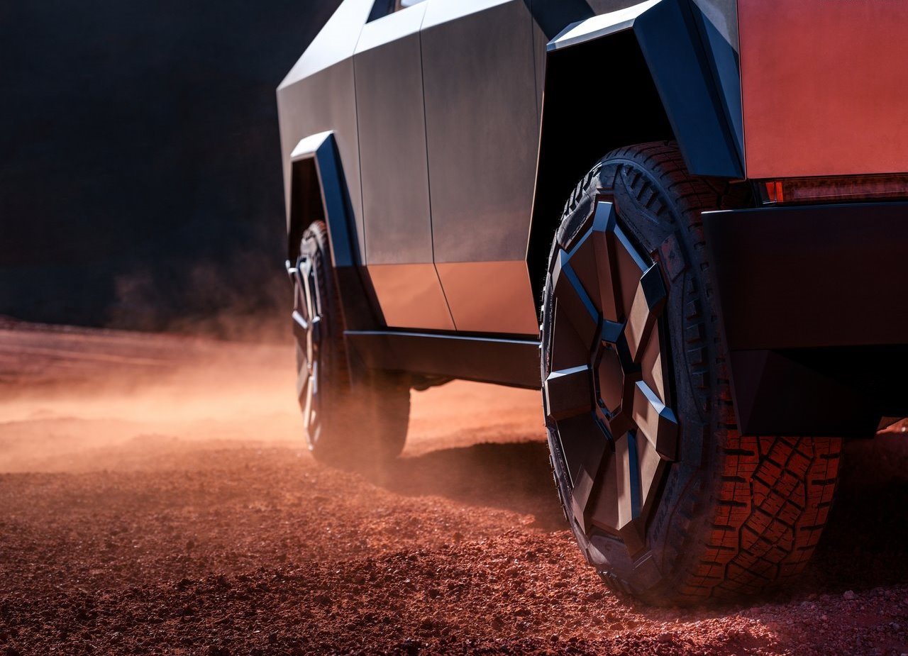TESLA CYBERTRUCK, foto 23